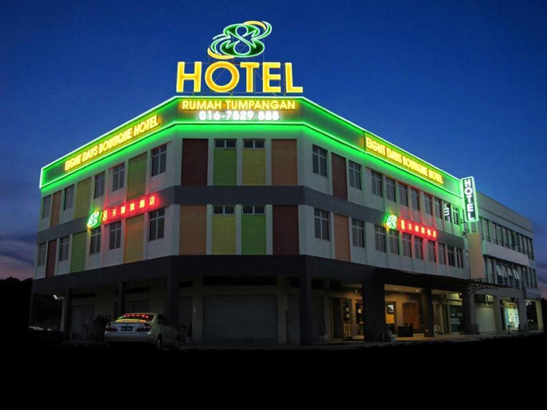 8 Days Boutique Hotel @ Mount Austin Jb Johor Bahru Esterno foto