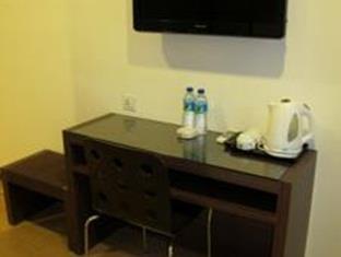 8 Days Boutique Hotel @ Mount Austin Jb Johor Bahru Esterno foto